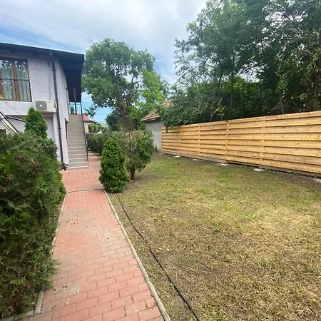 Гостевой дом Vila Sarah Костинешти