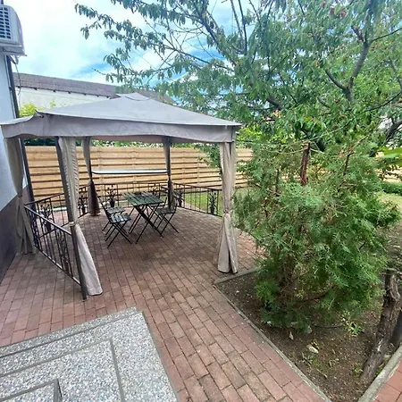 Vila Sarah * Костинешти
