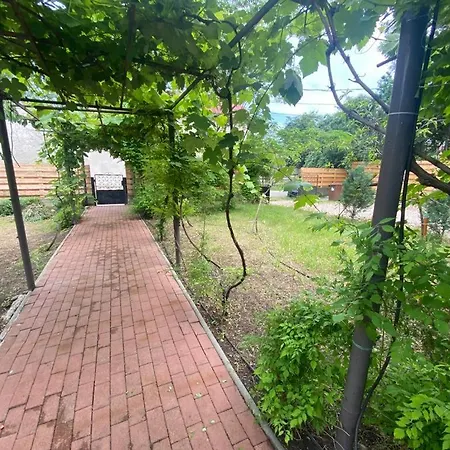 Vila Sarah Гостевой дом