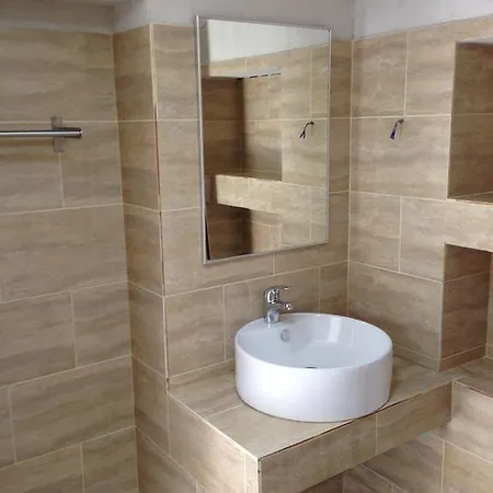 Vila Sarah