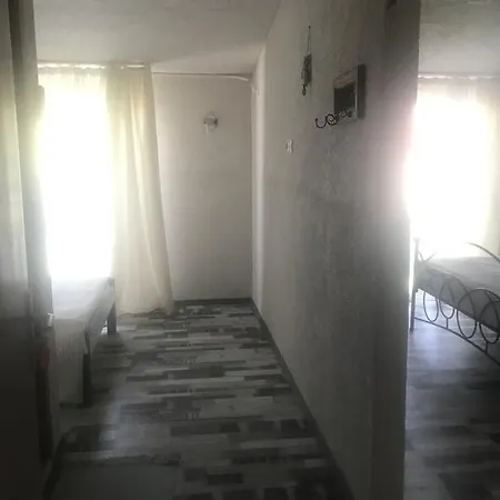 Vila Sarah * Костинешти